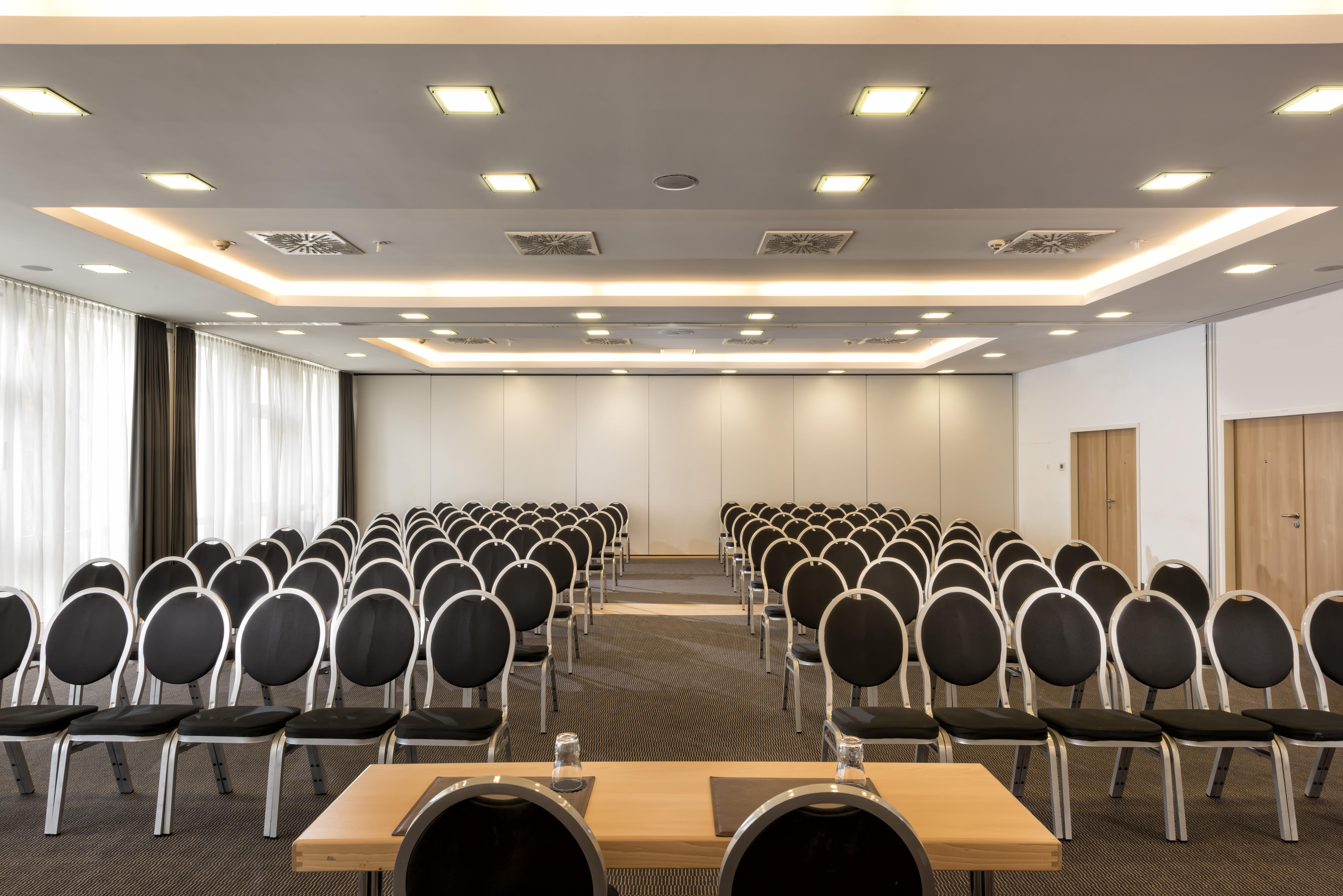 Mercure Hotel Bielefeld Johannisberg Бізнес фото